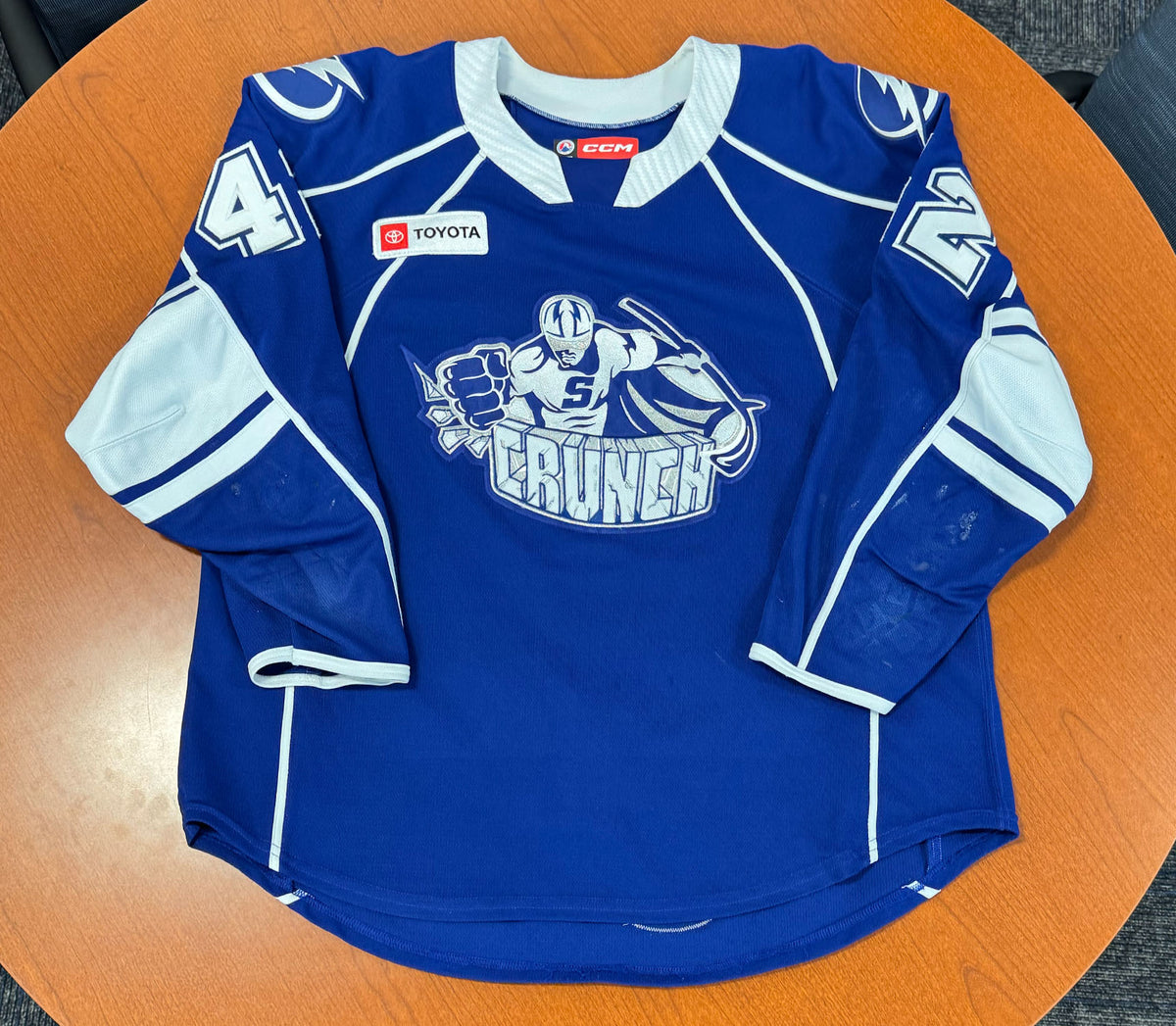 42 Joel Teasdale Blue Jersey - 2024-25 – Syracuse Crunch Official