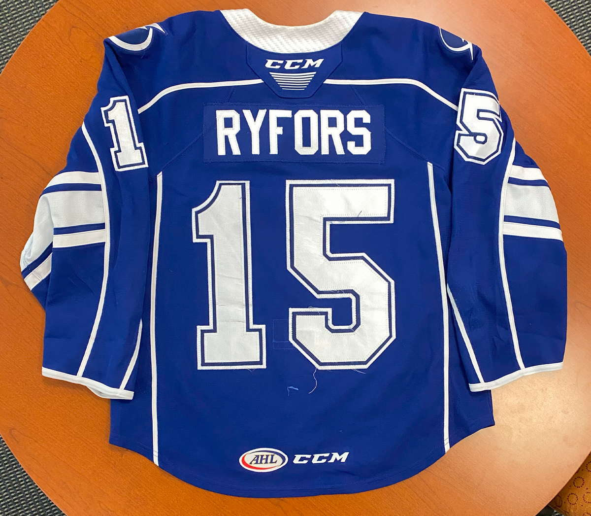 15 Simon Ryfors White Jersey - 2022-23 – Syracuse Crunch Official