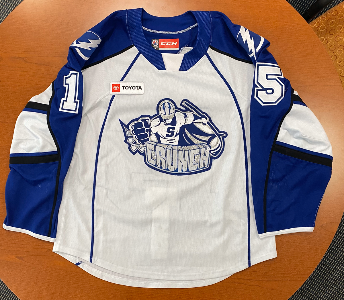 15 Simon Ryfors White Jersey - 2022-23 – Syracuse Crunch Official