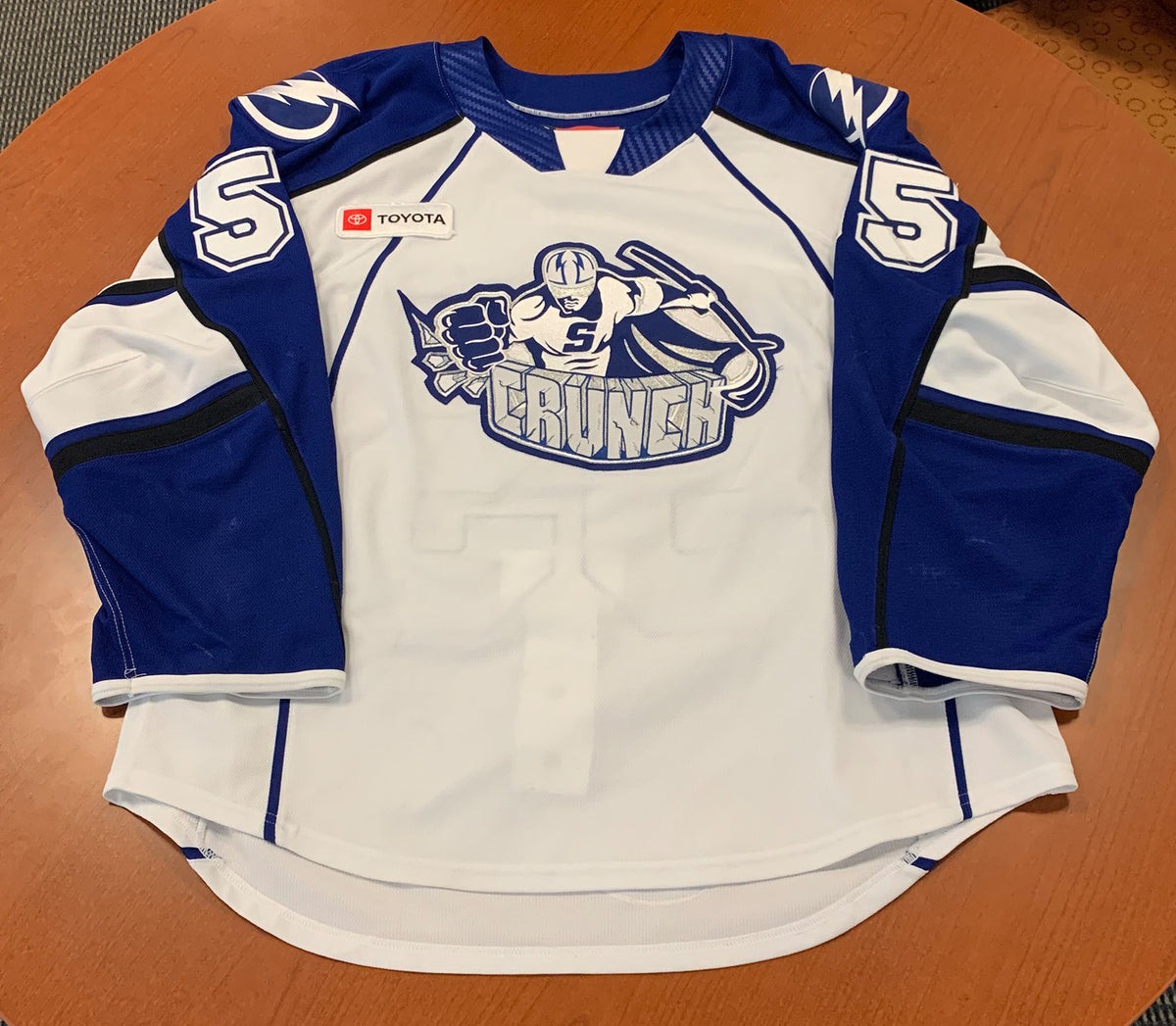 55 Charles Hudon White Jersey - 2021-22 – Syracuse Crunch Official