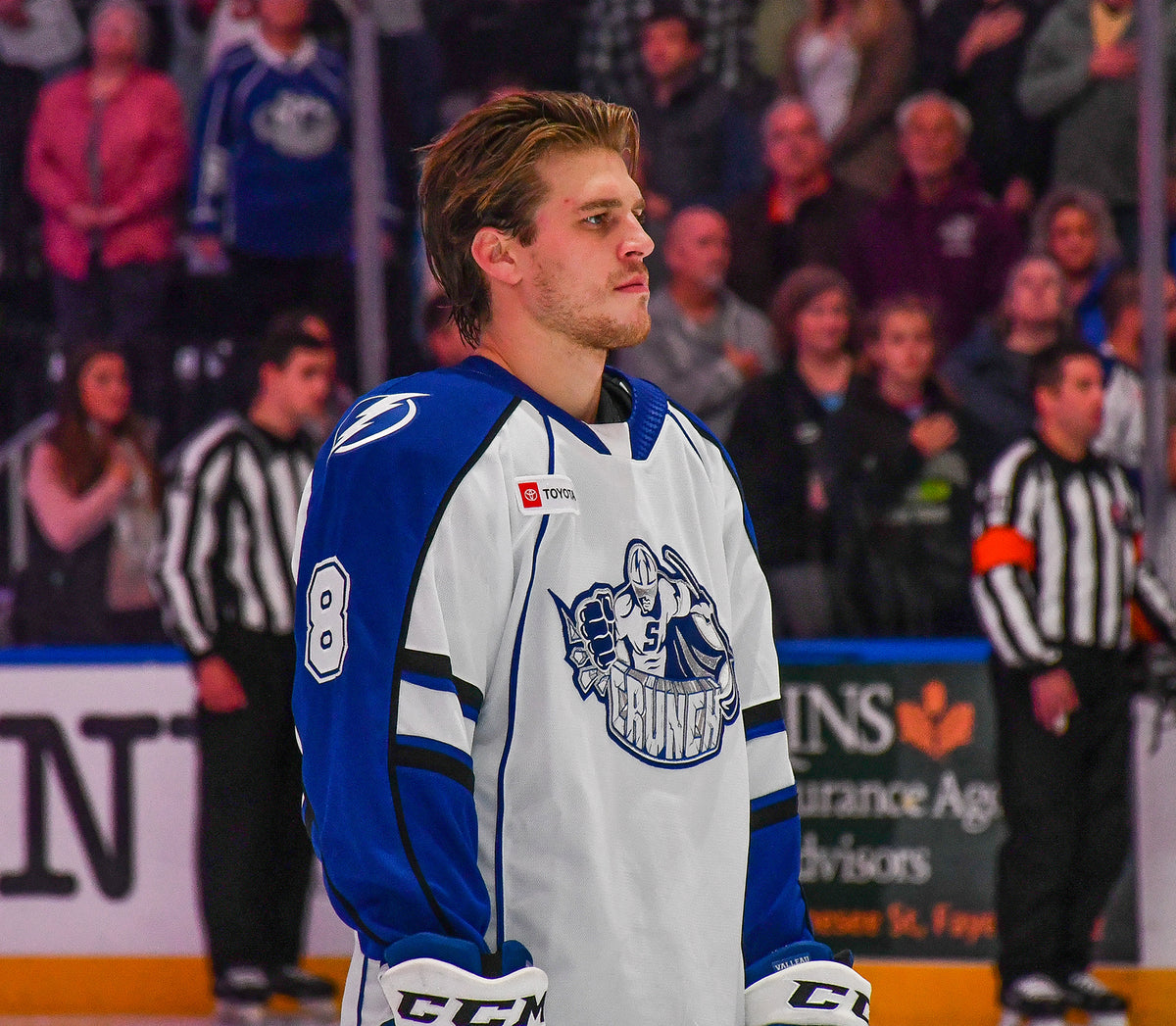 white tampa bay lightning jersey