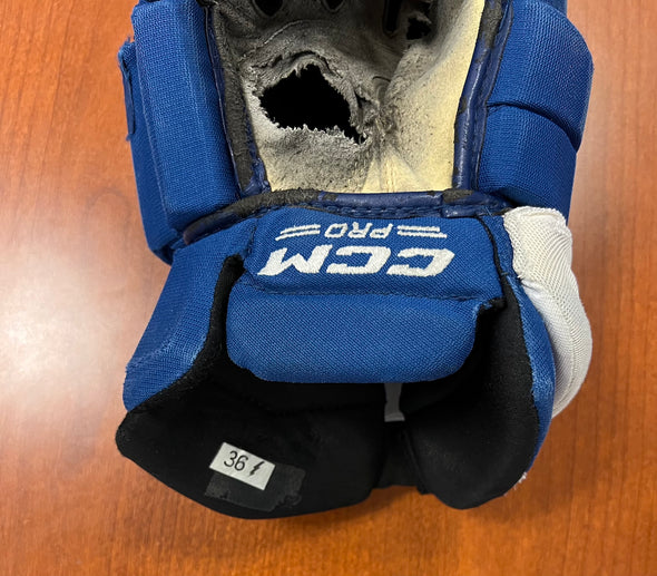 #36 Félix Robert Game-Worn Gloves - 2022-23