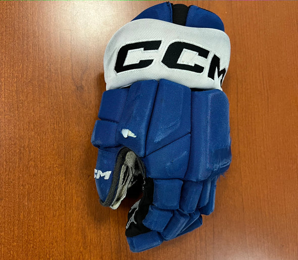 #36 Félix Robert Game-Worn Gloves - 2022-23